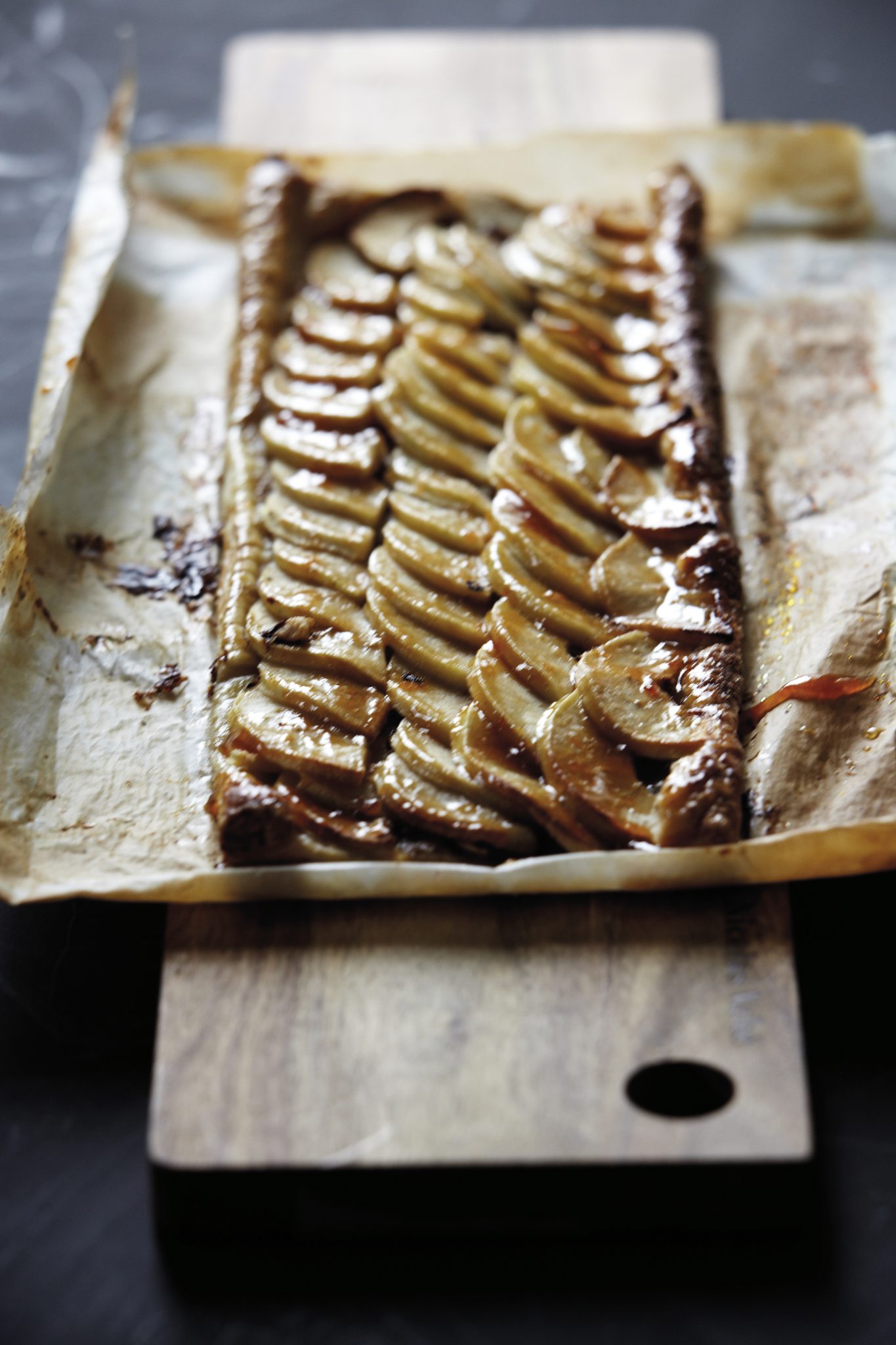 Miljøbilde - Tapasbrett 14x60cm Tapasbrett - 11x40 cm