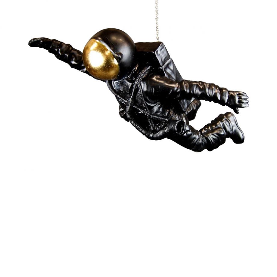 NY9342351 1 920x920 - Astronaut "flying" - Black & gold