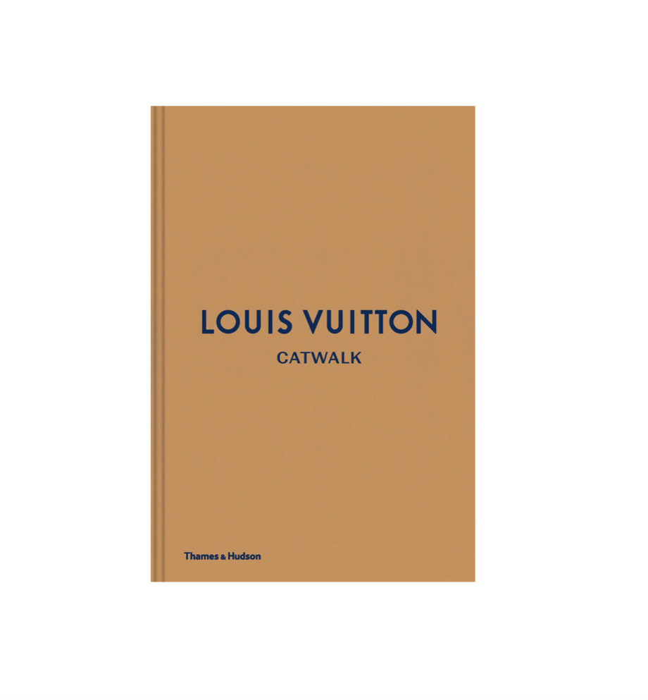 Skjermbilde 2021 09 20 kl. 17.01.45 920x993 - Louis Vuitton catwalk