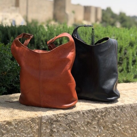 Veske "Mira" - Sort skinn Veske "Mira" - Sort skinn