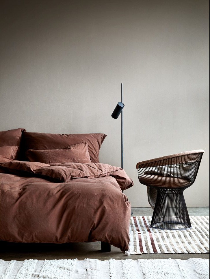 froya_rodbrun_1196x1586 Sengesett - Rødbrun