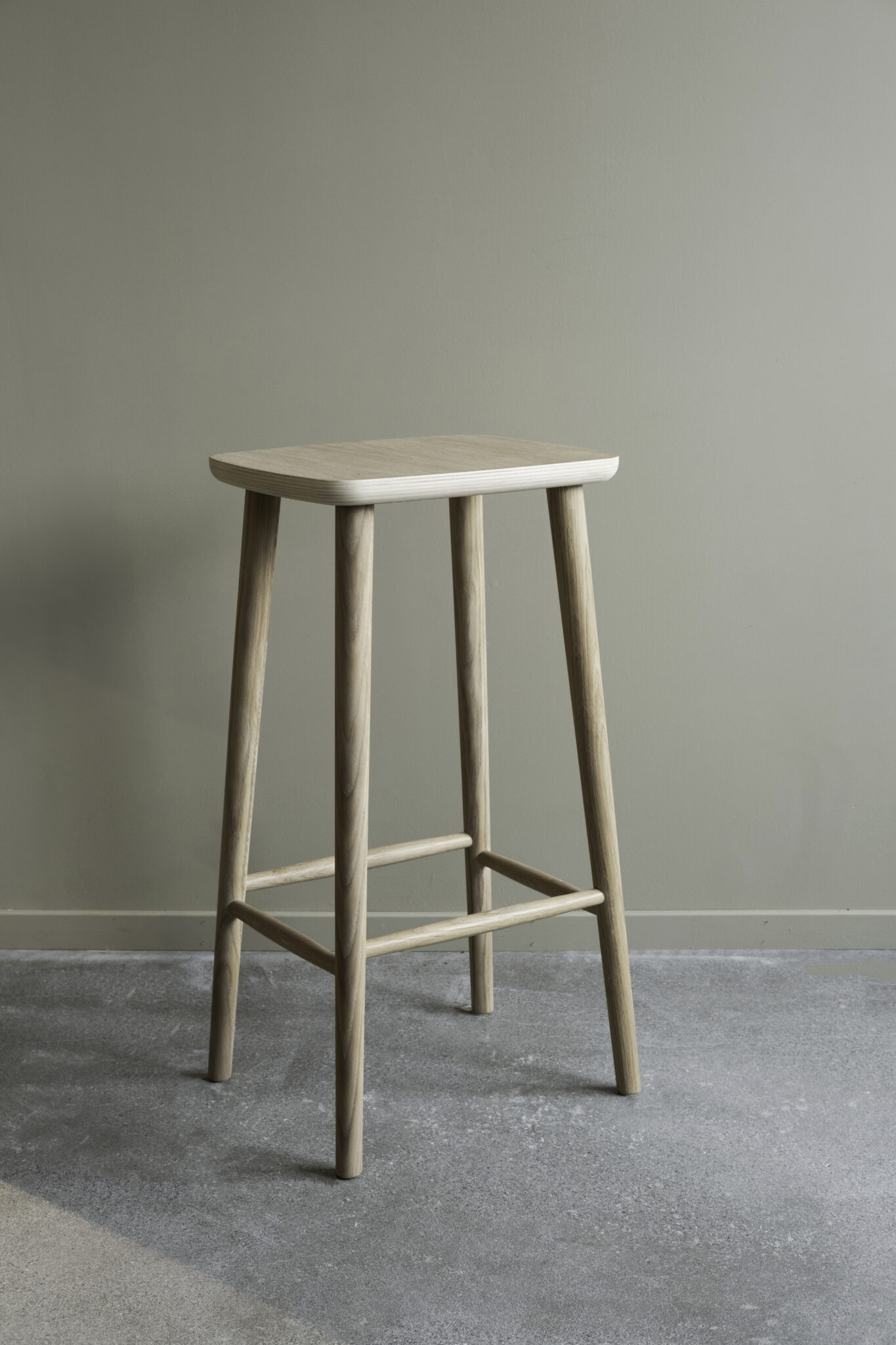 S Stool Non 65 EH 01 scaled - Ygg & Lyng Non