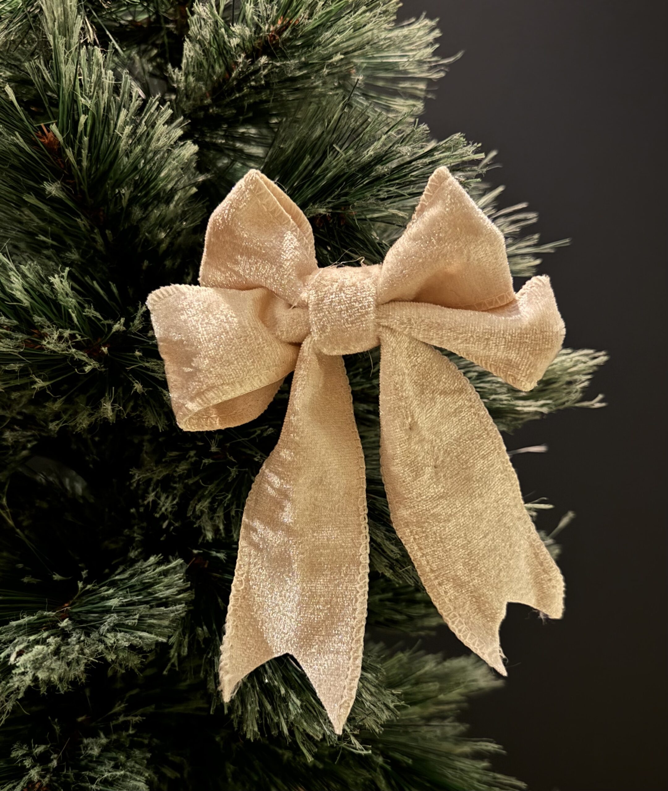 Julepynt - Velur sløyfe, beige Julepynt - Velur sløyfe, beige